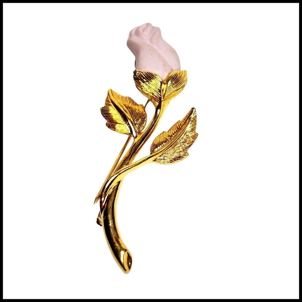 Vintage Avon‎ Gold Tone Light Pink Ceramic Bloom Rose Brooch Pin